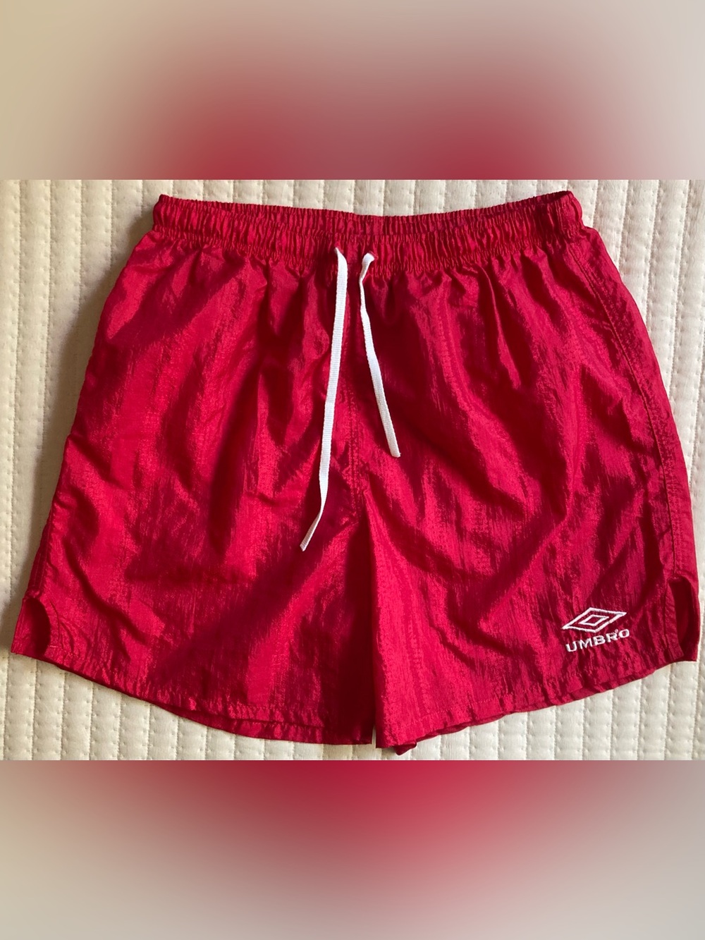 Vintage Umbro Athletic Soccer Shorts Men’s Medium Red 6” Gym Running Nylon